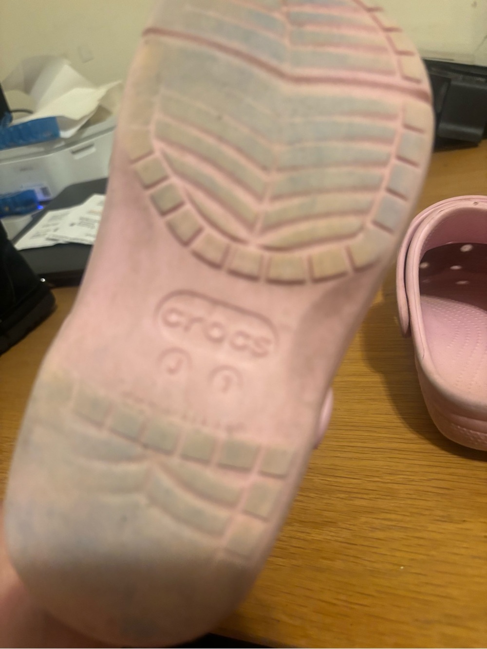 CROCS Kids Classic Clog in Pale Pink J1 - Picture 6 of 7